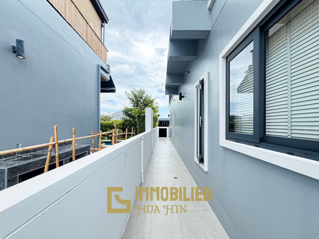 300sqm pool villa with rooftop terrace in Pak Nam Pran