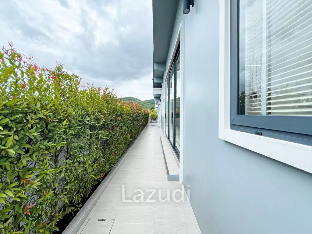 300sqm pool villa with rooftop terrace in Pak Nam Pran