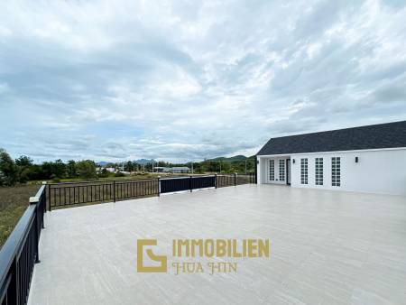 300sqm pool villa with rooftop terrace in Pak Nam Pran