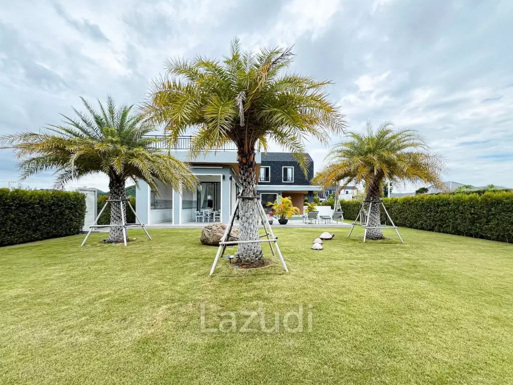 300sqm pool villa with rooftop terrace in Pak Nam Pran