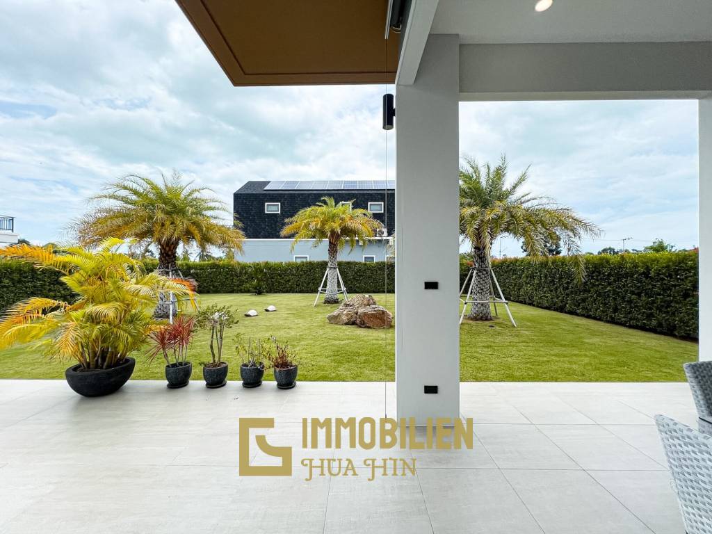 300sqm pool villa with rooftop terrace in Pak Nam Pran