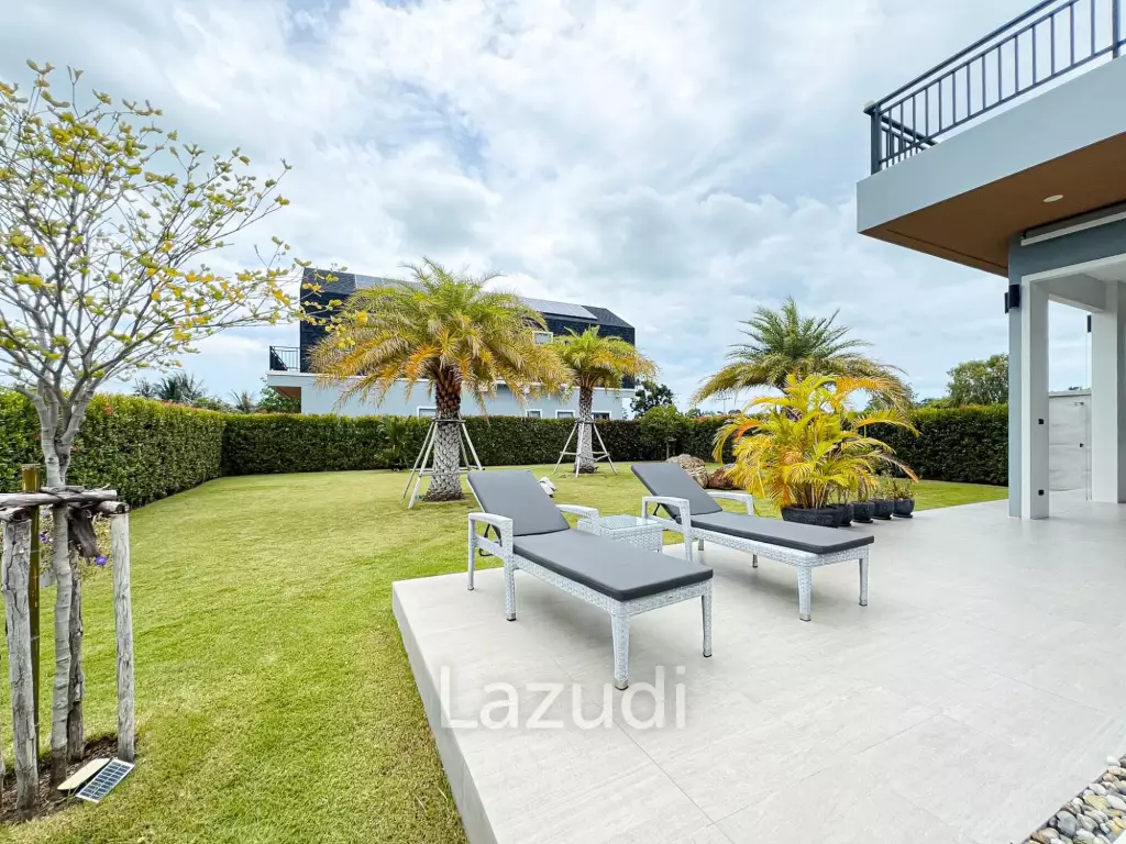 300sqm pool villa with rooftop terrace in Pak Nam Pran
