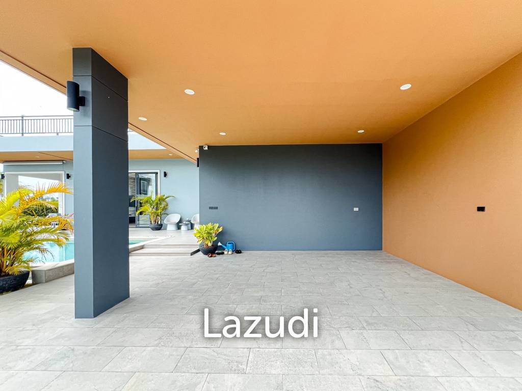 300sqm pool villa with rooftop terrace in Pak Nam Pran