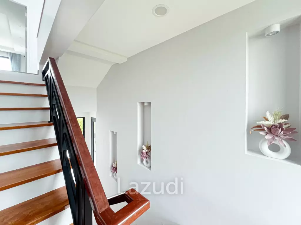 300sqm pool villa with rooftop terrace in Pak Nam Pran