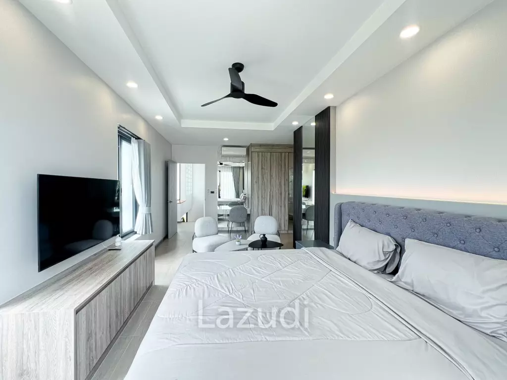 300sqm pool villa with rooftop terrace in Pak Nam Pran