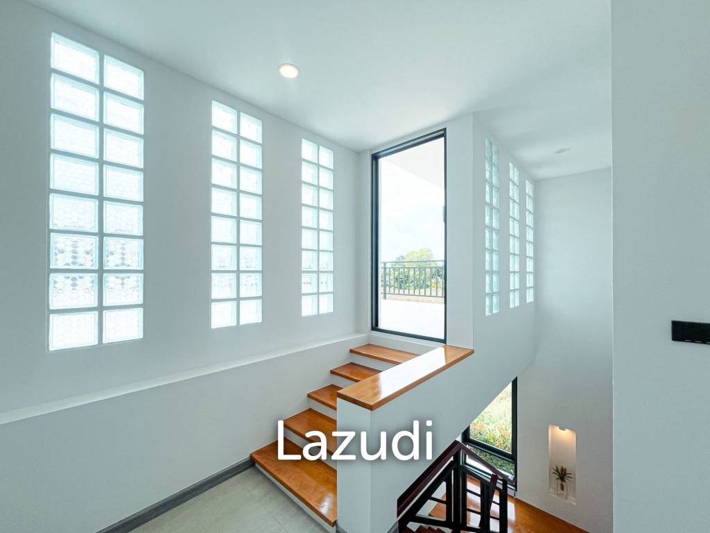 300sqm pool villa with rooftop terrace in Pak Nam Pran