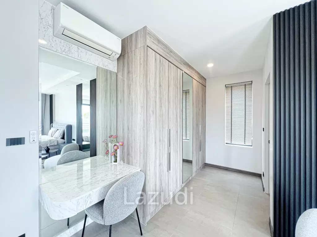 300sqm pool villa with rooftop terrace in Pak Nam Pran