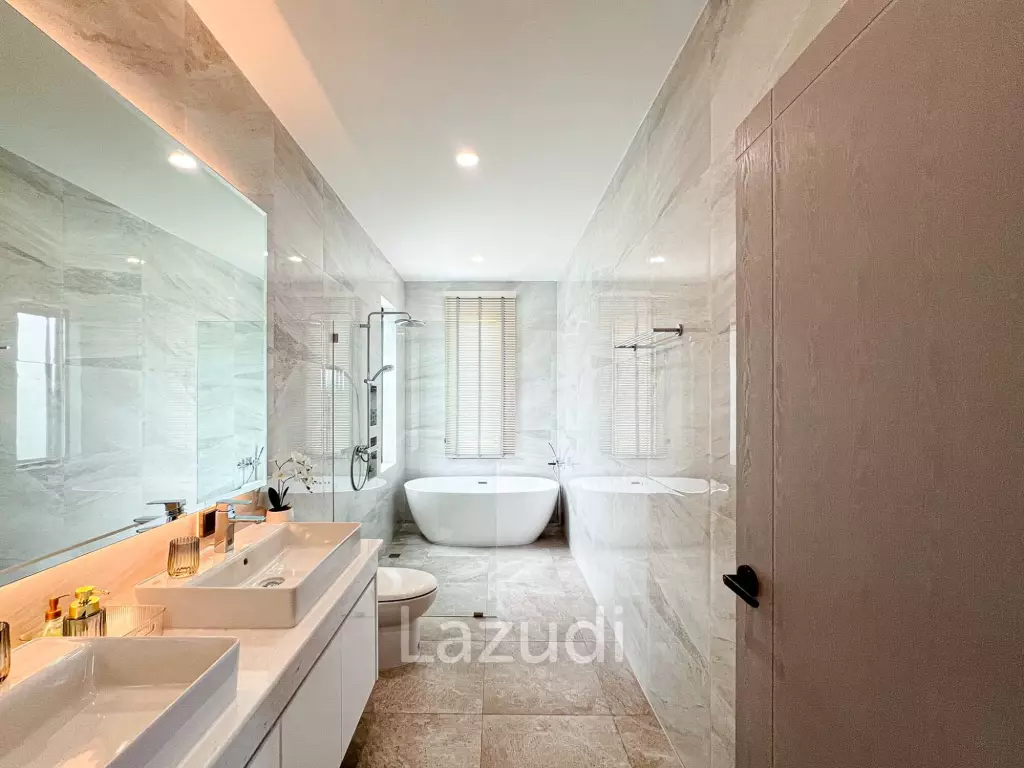 300sqm pool villa with rooftop terrace in Pak Nam Pran