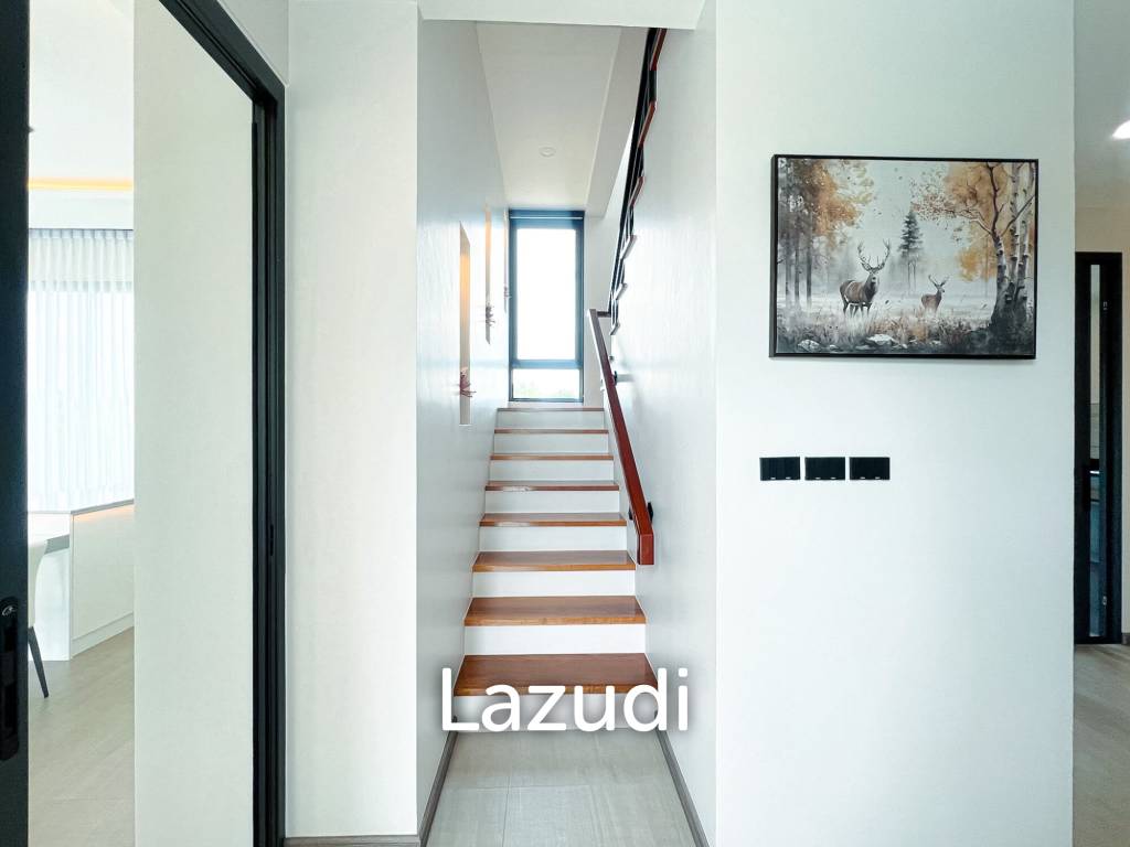 300sqm pool villa with rooftop terrace in Pak Nam Pran