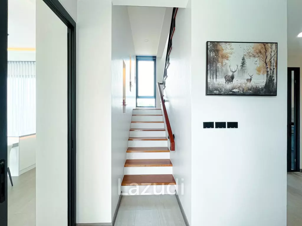 300sqm pool villa with rooftop terrace in Pak Nam Pran