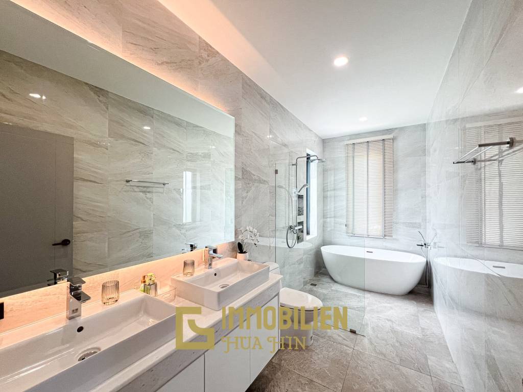 300sqm pool villa with rooftop terrace in Pak Nam Pran