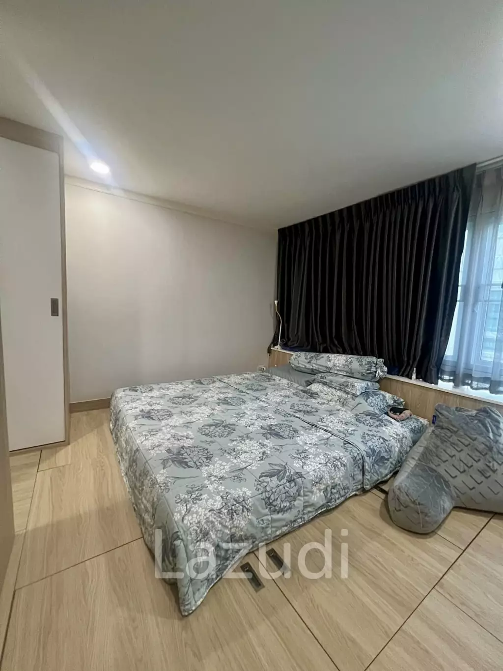 2 Bedroom 2 bathroom Condo 71.5 sqm at Baan Siriyenakat for sale