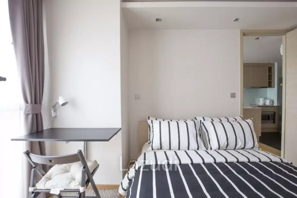 34 sqm 1 Bedroom Condo on 4th Floor at Via Botani Khlong Tan Nuea Bangkok