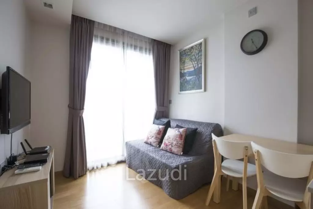34 sqm 1 Bedroom Condo on 4th Floor at Via Botani Khlong Tan Nuea Bangkok