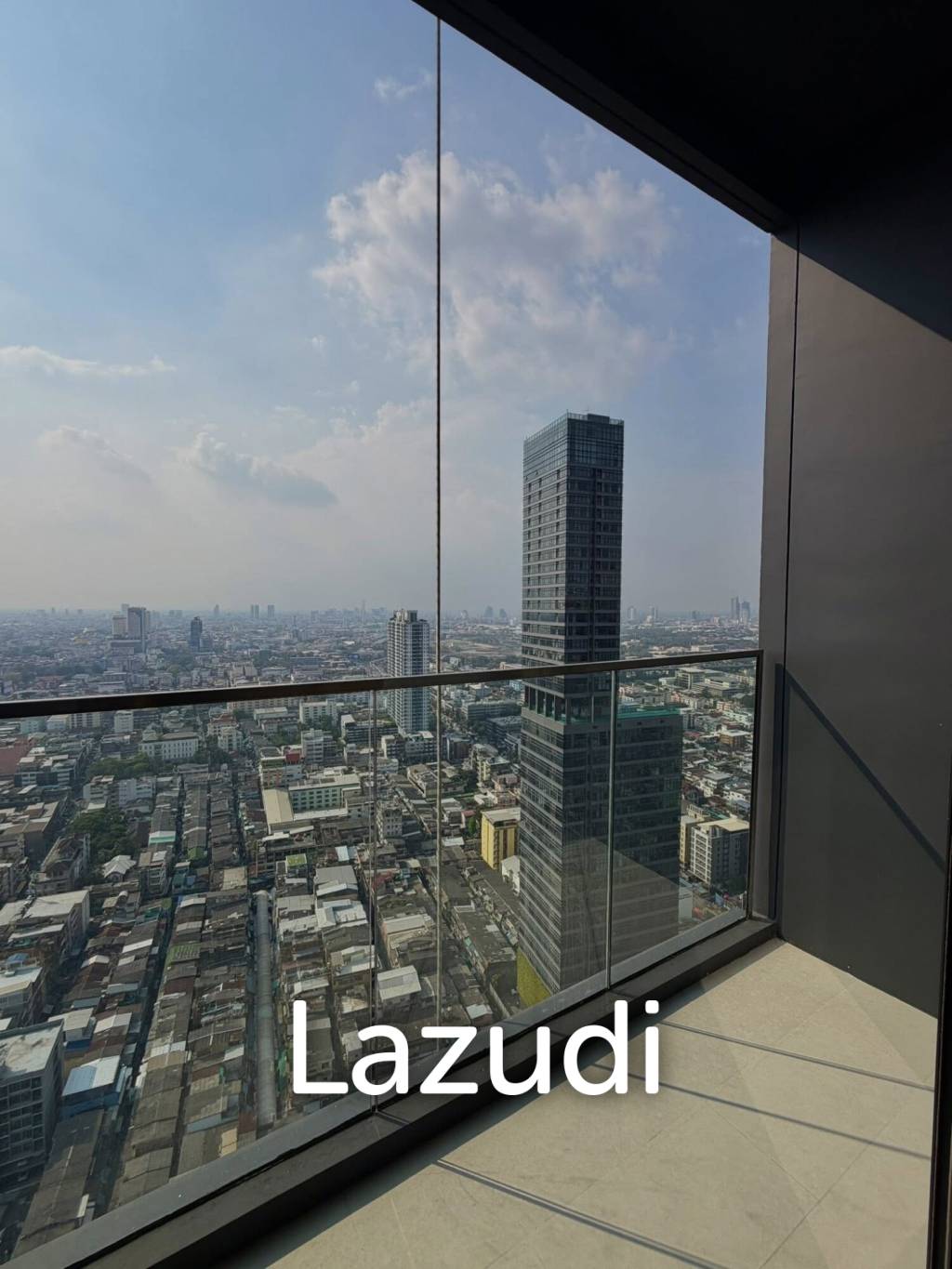 69 sqm high floor condo The Address Siam Ratchathewi Bangkok