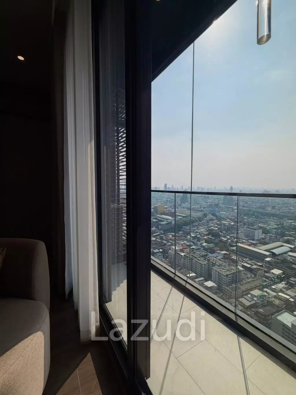 69 sqm high floor condo The Address Siam Ratchathewi Bangkok