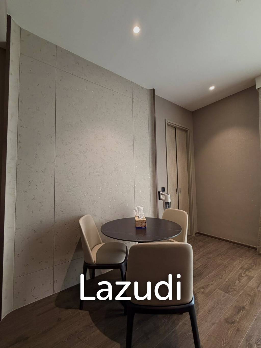 69 sqm high floor condo The Address Siam Ratchathewi Bangkok