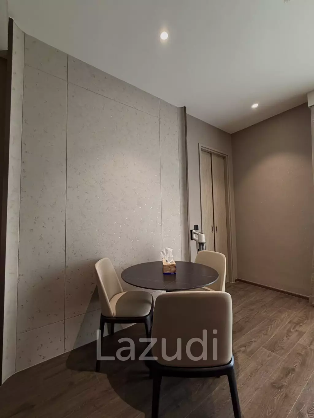69 sqm high floor condo The Address Siam Ratchathewi Bangkok