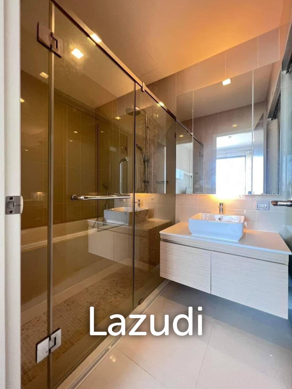 45.5 sqm 1 bedroom condo on 24th floor at Q Asoke Makkasan Bangkok
