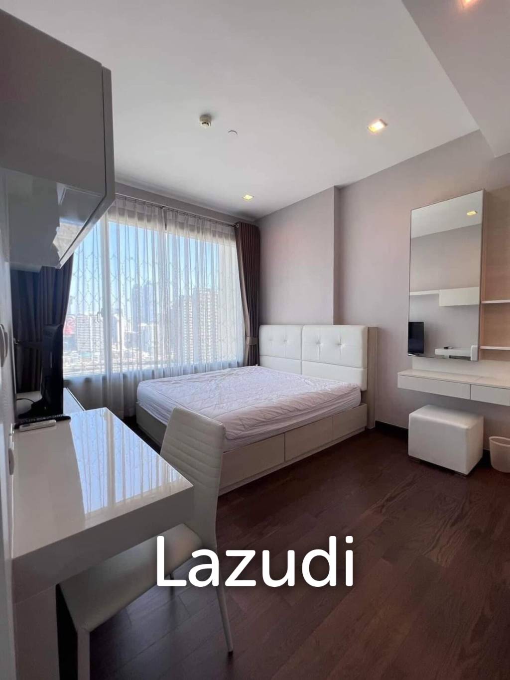 45.5 sqm 1 bedroom condo on 24th floor at Q Asoke Makkasan Bangkok