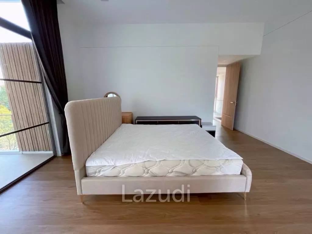 4 Bed 4 Bath Detached House For Rent in VIVE Rama 9