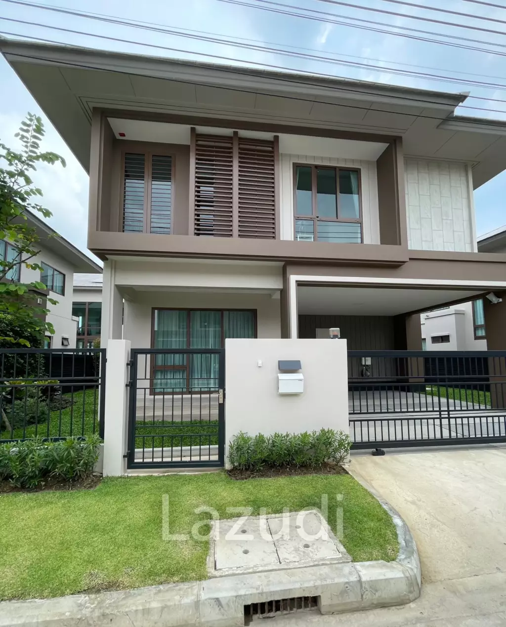 4 Bed 4 Bath Detached House For Rent in Burasiri Krungthep Kreetha