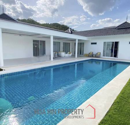 FALCON HILL  : 3 bed luxury pool villa