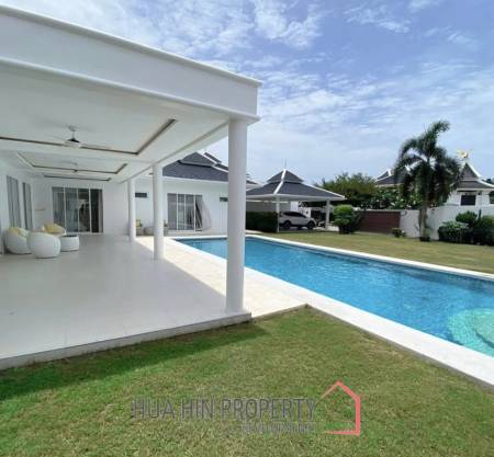 FALCON HILL  : 3 bed luxury pool villa