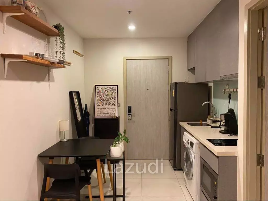 34 sqm condo on 14th floor Rhythm Sukhumvit 36-38 Phra Khanong Bangkok