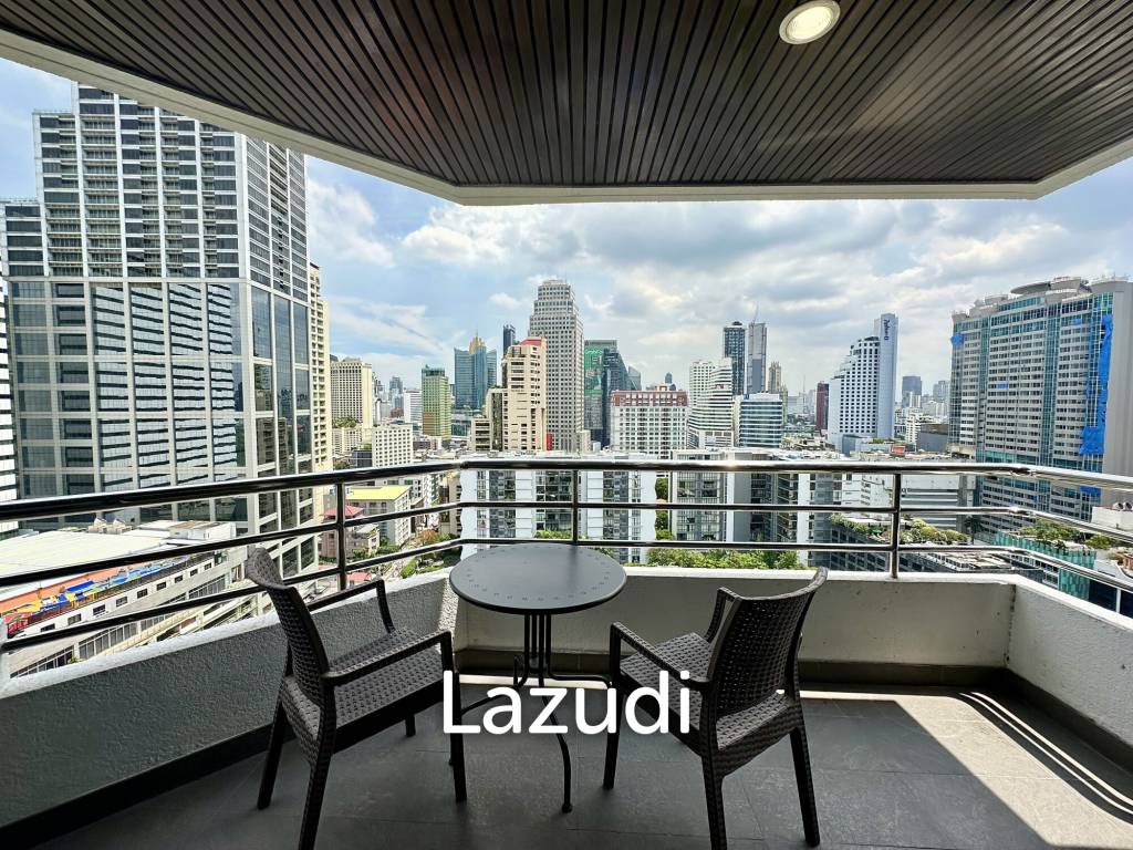 2 bedroom 2 bathroom condo 128 sqm. at Lake Avenue for sale