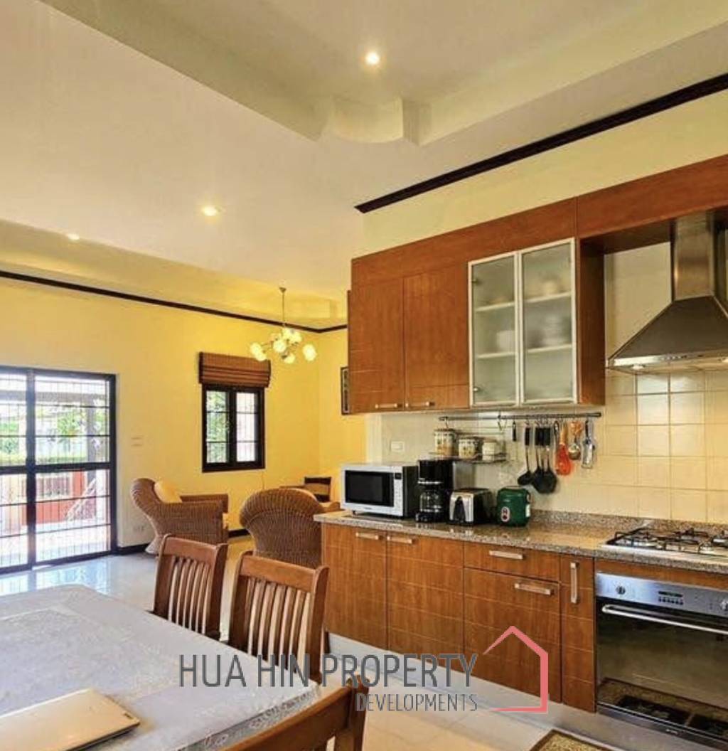 HILLSIDE HAMLET HOME  : 3 bed fully furnished