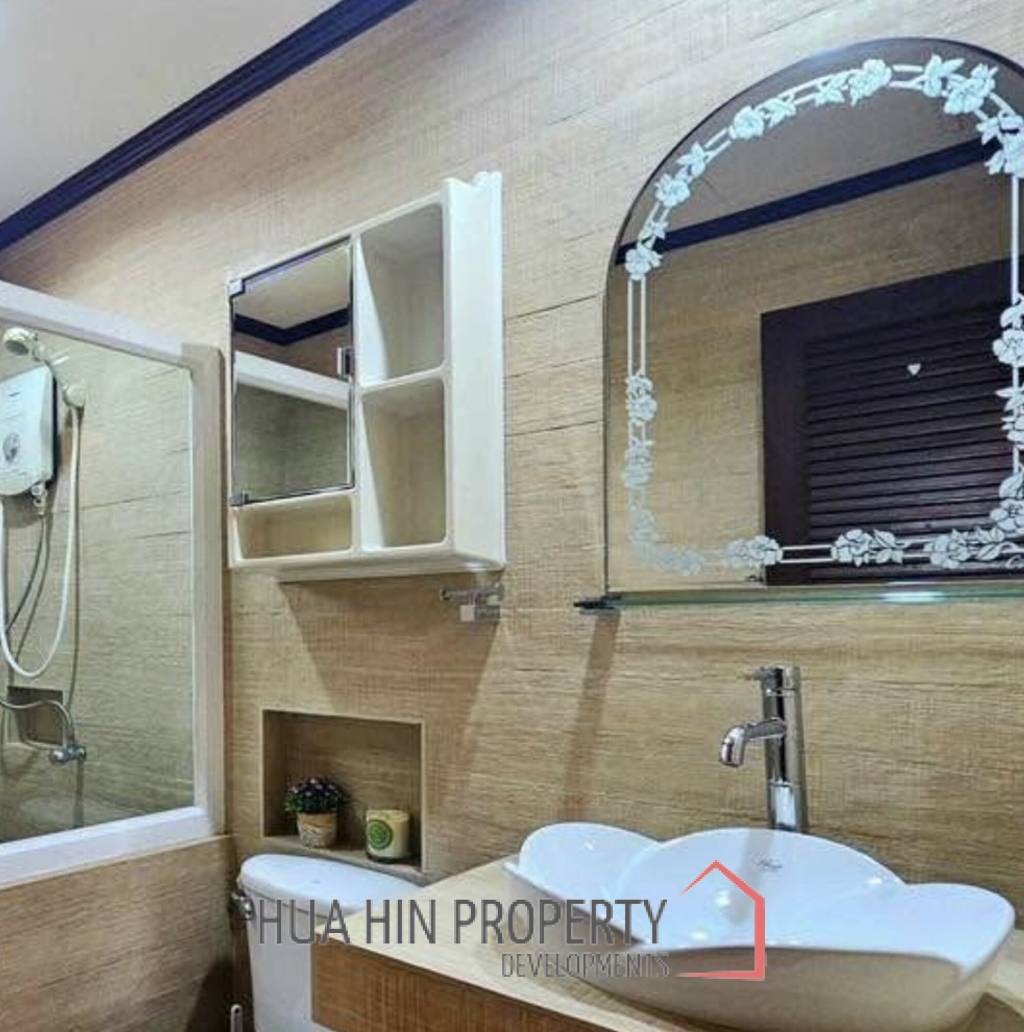 HILLSIDE HAMLET HOME  : 3 bed fully furnished