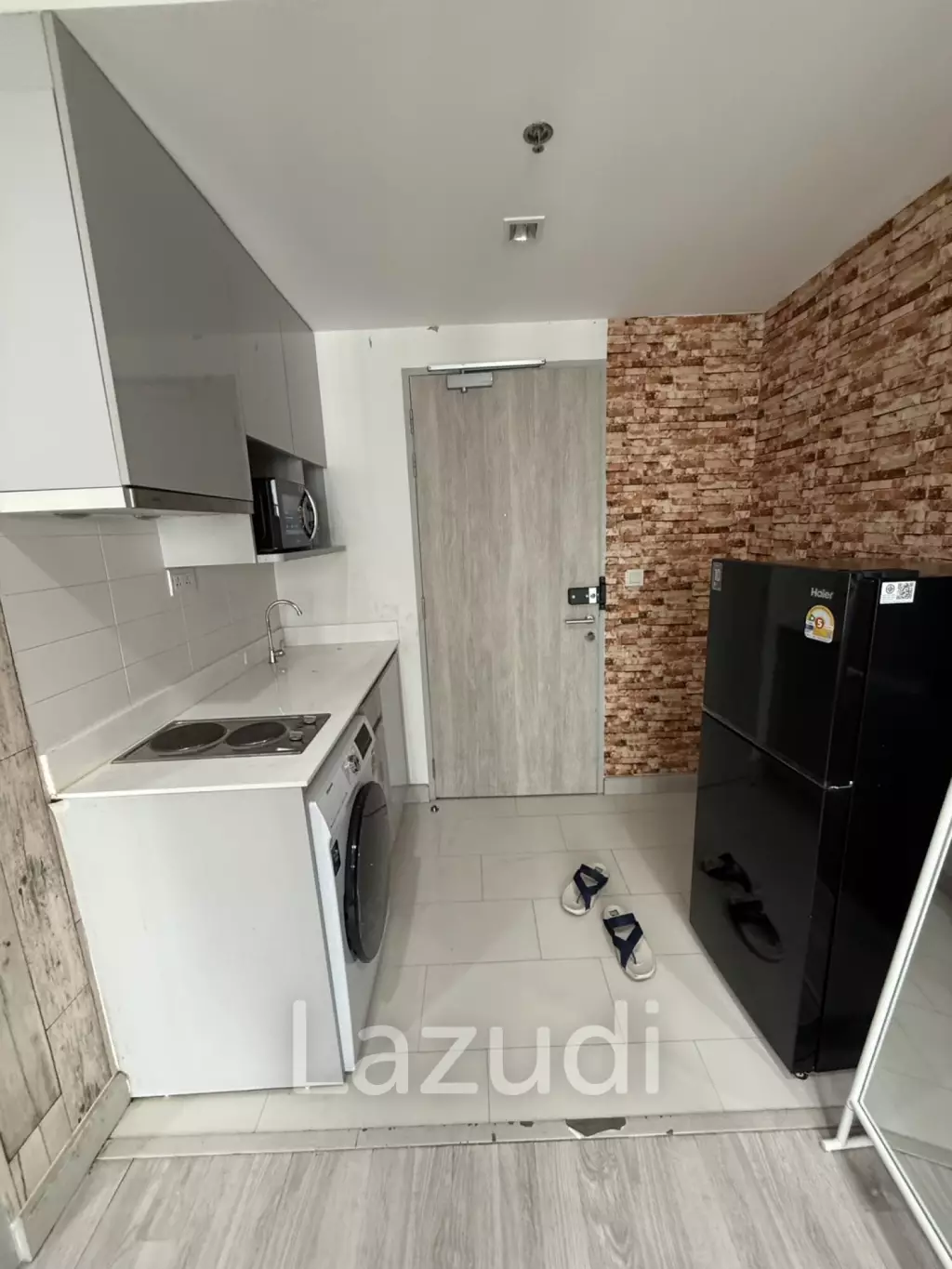 30 Sqm 1 Bed 1 Bath Condo For Sale in Ideo Mobi Rama 9