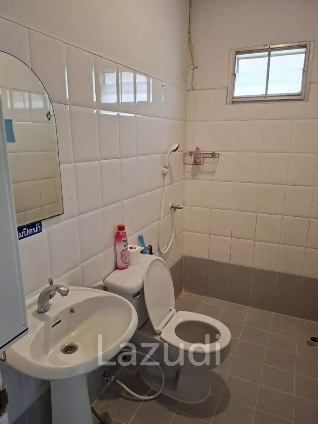 ขายบ้านทาวน์โฮม 2 ชั้น 3 ห้องนอน ในตัวเมืองเชียงราย
