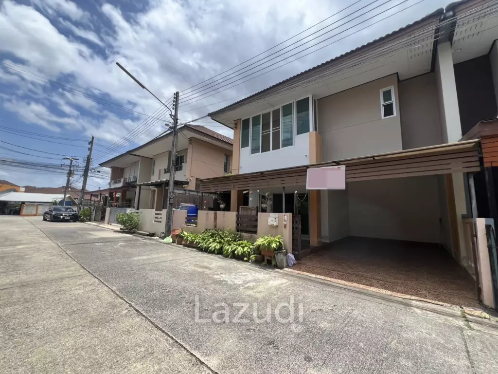 ขายบ้านทาวน์โฮม 2 ชั้น 3 ห้องนอน ในตัวเมืองเชียงราย