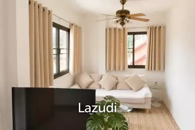 Balinese-Style 3-Bedroom Pool Villa for Sale in Soi Pasak