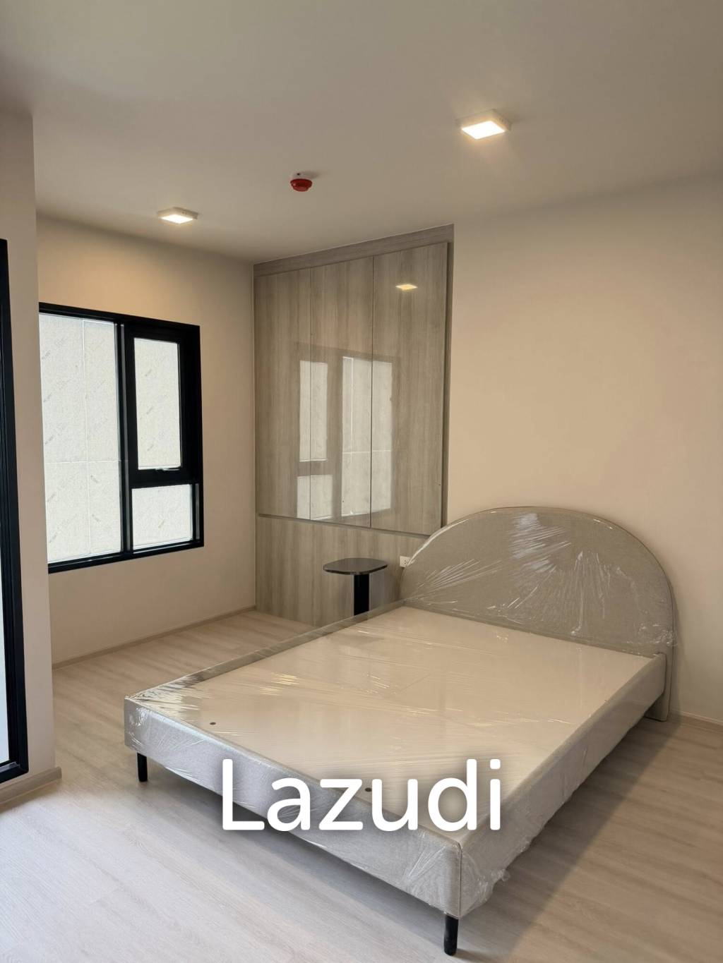 50 sqm 1 Bedroom Condo on 16th Floor at COBE Ratchada-Rama 9 Huai Khwang