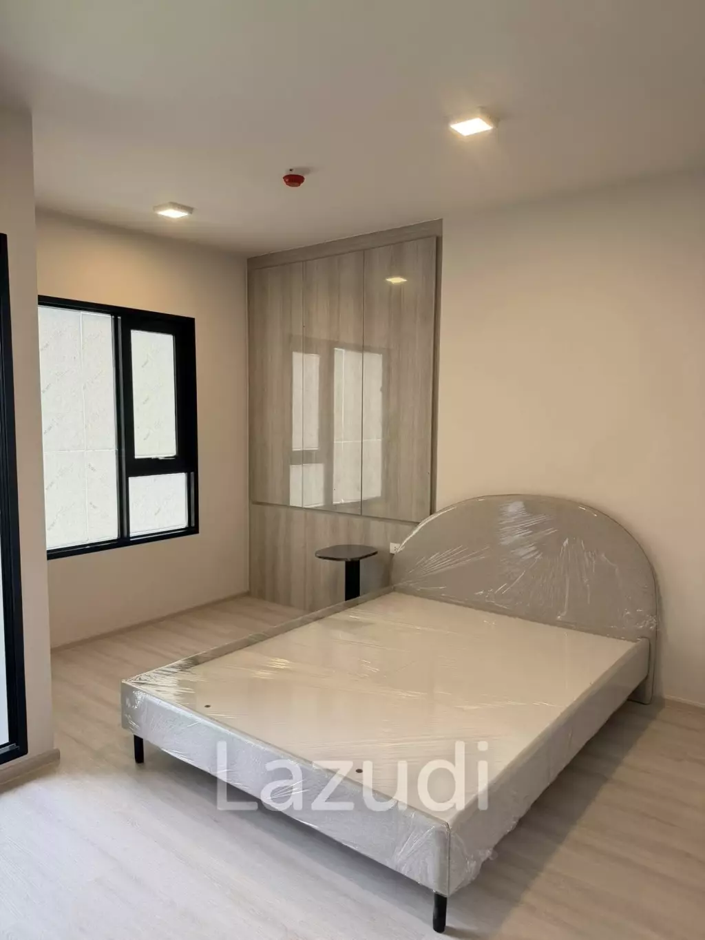 50 sqm 1 Bedroom Condo on 16th Floor at COBE Ratchada-Rama 9 Huai Khwang