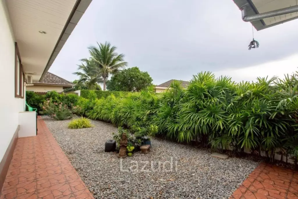 WARAROM VILLAGE KAO TAO : Good quality 3 bed pool villa