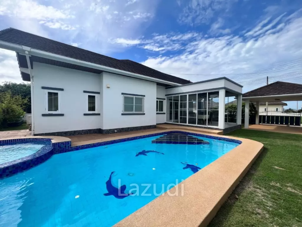 WARAROM VILLAGE KAO TAO : Good quality 3 bed pool villa