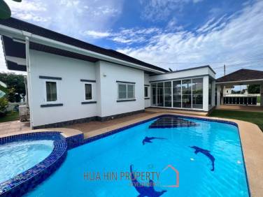 WARAROM VILLAGE KAO TAO : Good quality 3 bed pool villa