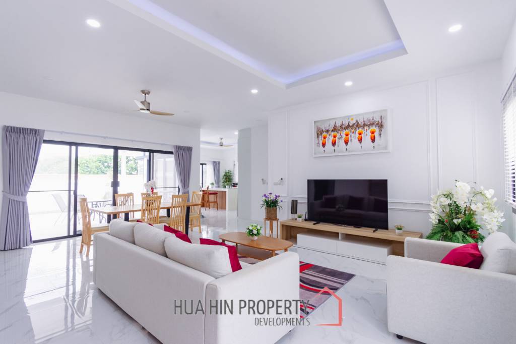 Modern pool villa 3 bedroom in Hua Hin City