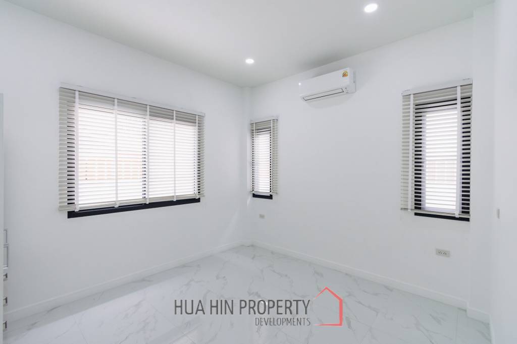 Modern pool villa 3 bedroom in Hua Hin City