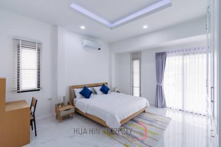 Modern pool villa 3 bedroom in Hua Hin City