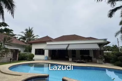 VICTORIA VILLAS : 3 bed pool villa on good sized land plot