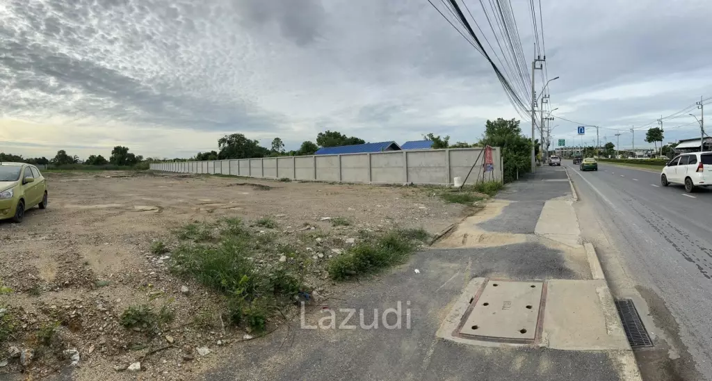 ที่ดินเปล่า 4000 ตร.ม. ติดถนนใหญ่ ทำเลลำปลาทิว ลาดกระบัง