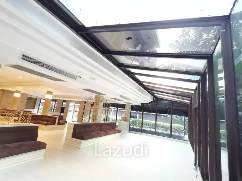 พื้นที่รีเทล 320 ตร.ม. ทำเลลุมพินี ปทุมวัน ใกล้สวนและย่านธุรกิจ
