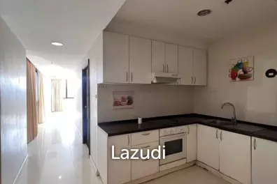 106 sqm high floor condo Lake Green Khlong Toei Bangkok