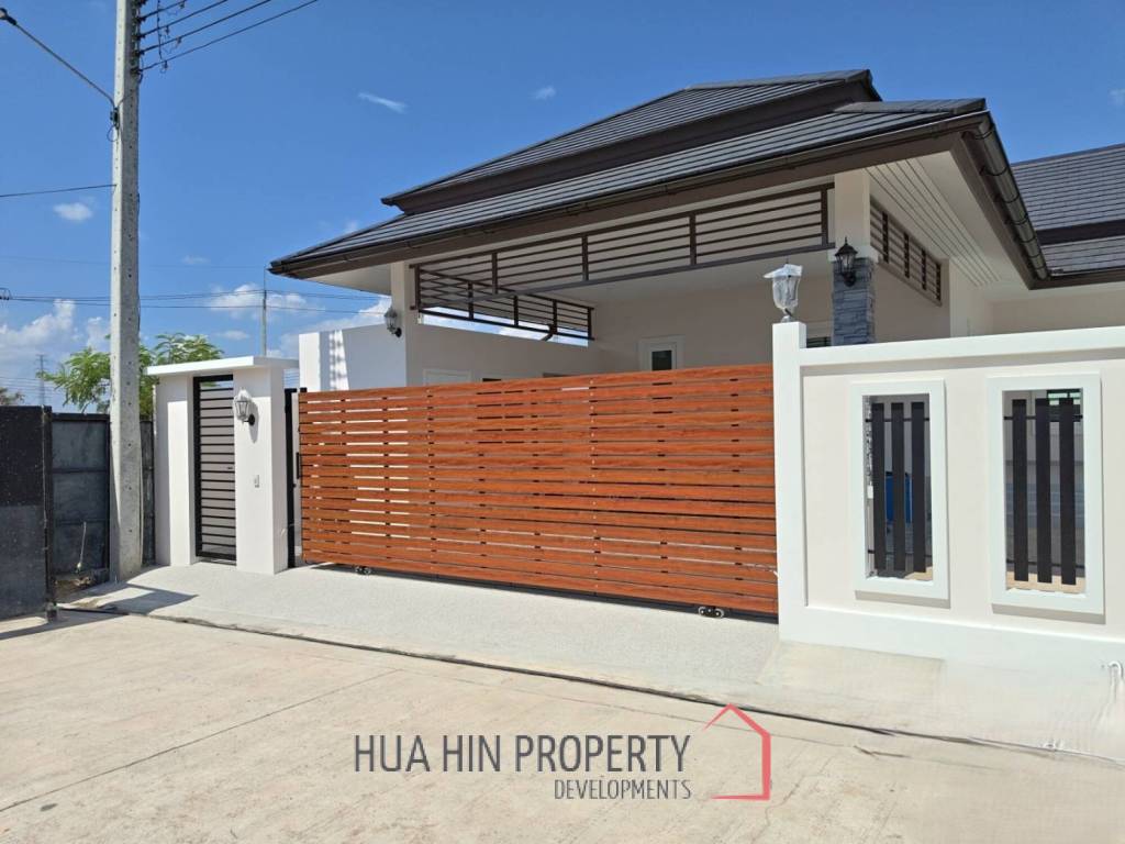 311 sqm pool villa in Hua Hin Grand Hills Hin Lek Fai