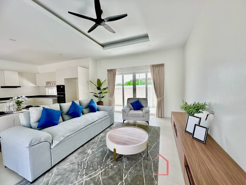 311 sqm pool villa in Hua Hin Grand Hills Hin Lek Fai